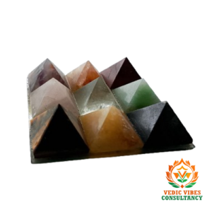 Crystal Pyramid Plate